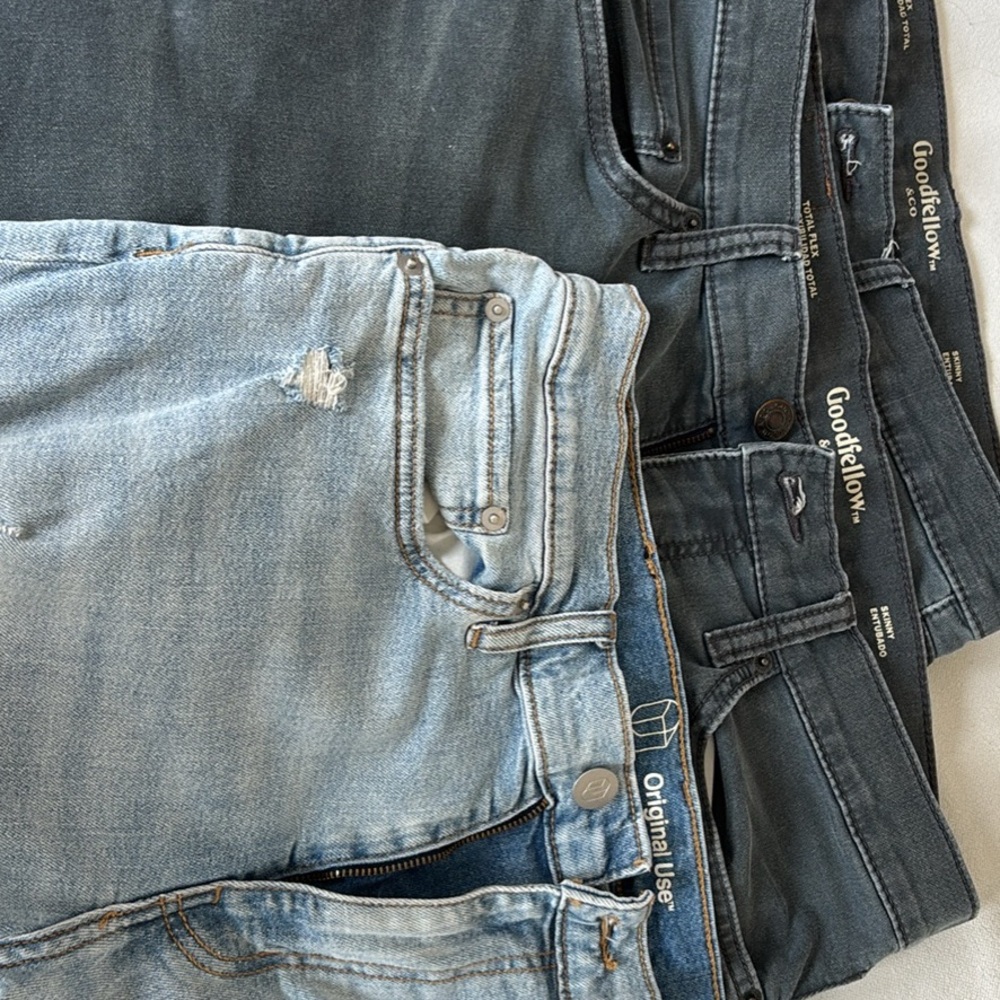 LOT of 3 pair of mixed (Target brand) men’s light and Dark Blue Jeans